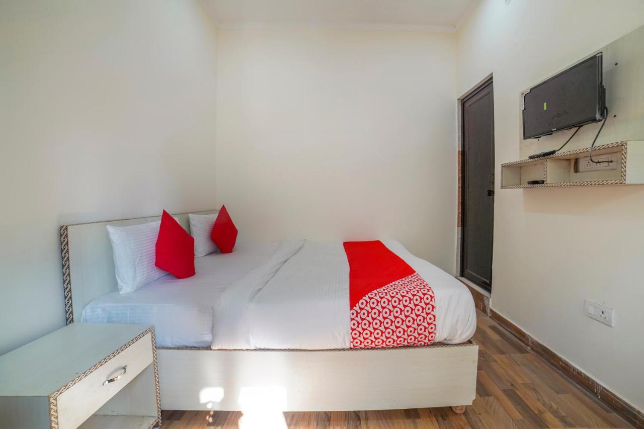 Oyo 67163 Anantham Residency Hotel Narendra Nagar Esterno foto