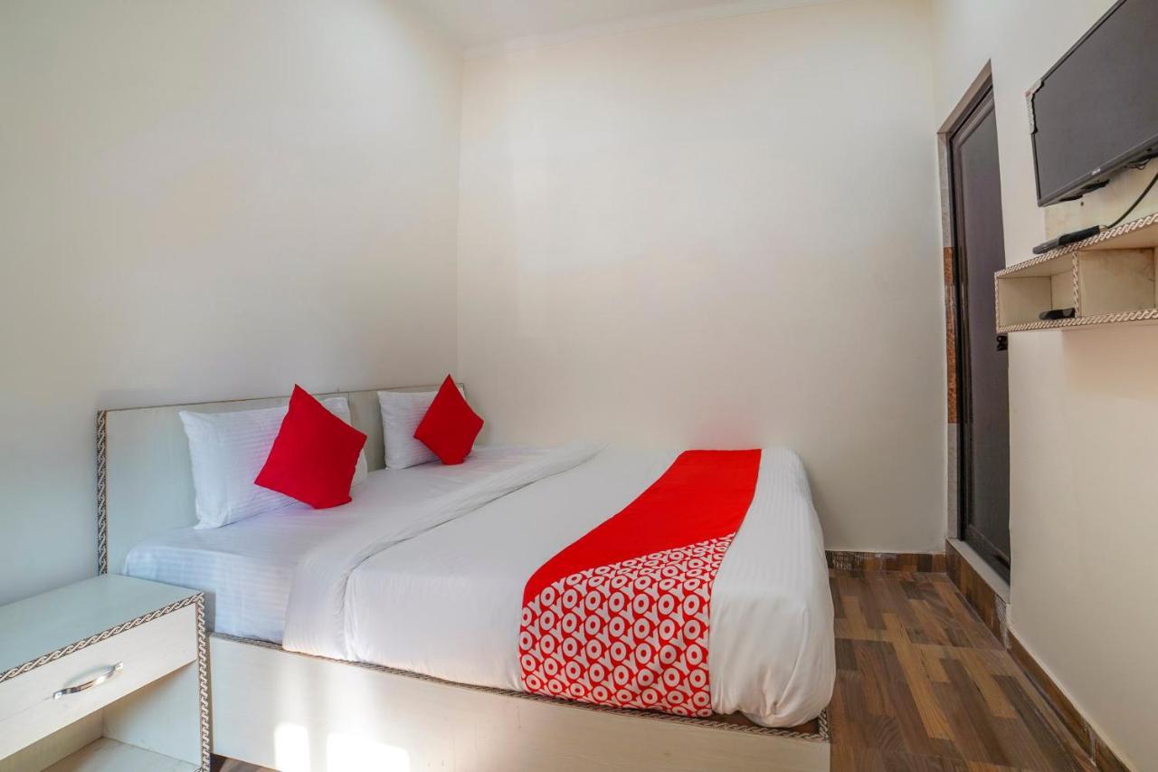 Oyo 67163 Anantham Residency Hotel Narendra Nagar Esterno foto