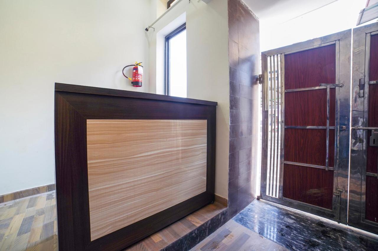 Oyo 67163 Anantham Residency Hotel Narendra Nagar Esterno foto