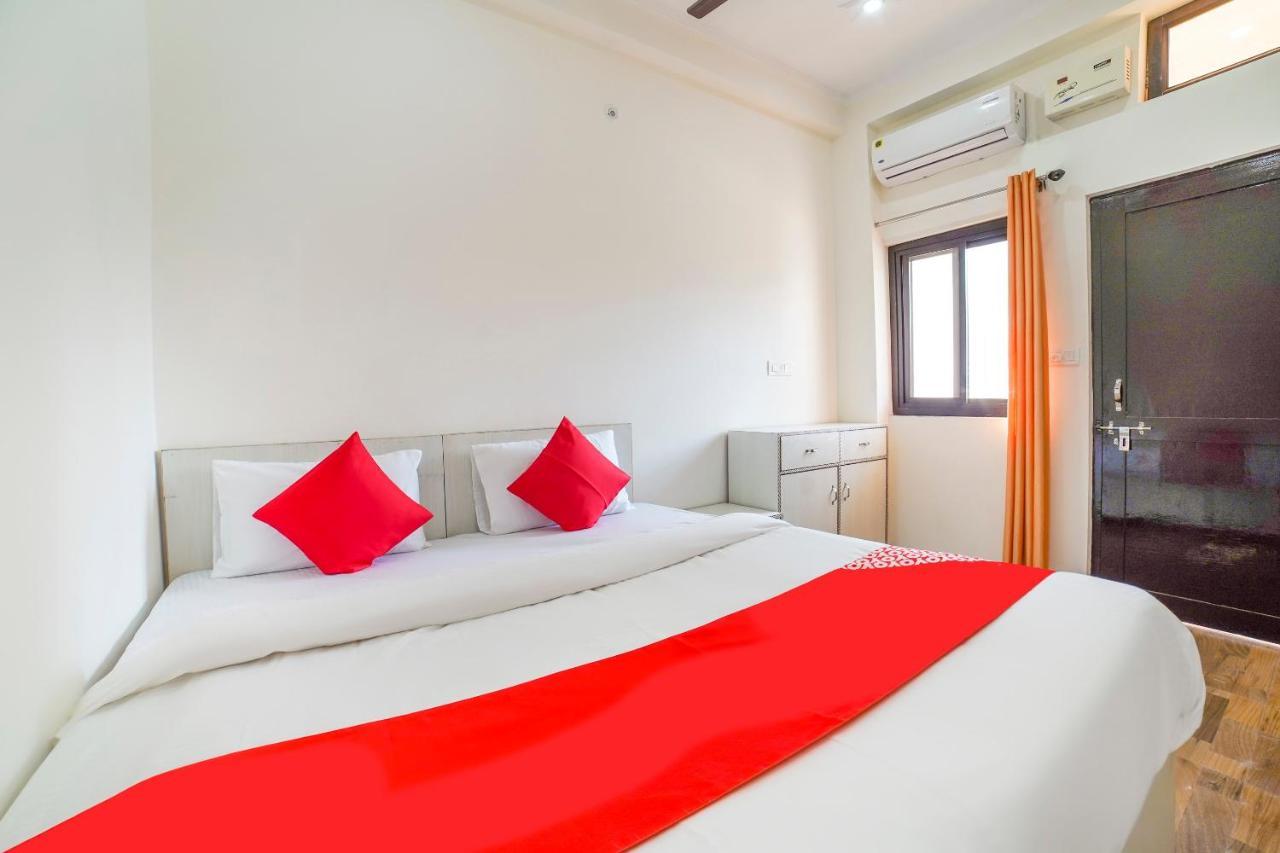 Oyo 67163 Anantham Residency Hotel Narendra Nagar Esterno foto