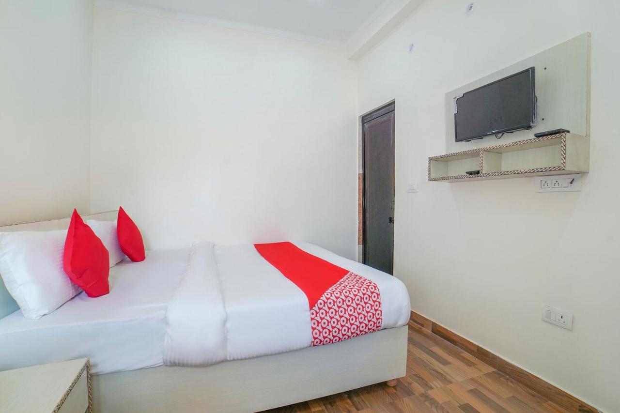 Oyo 67163 Anantham Residency Hotel Narendra Nagar Esterno foto