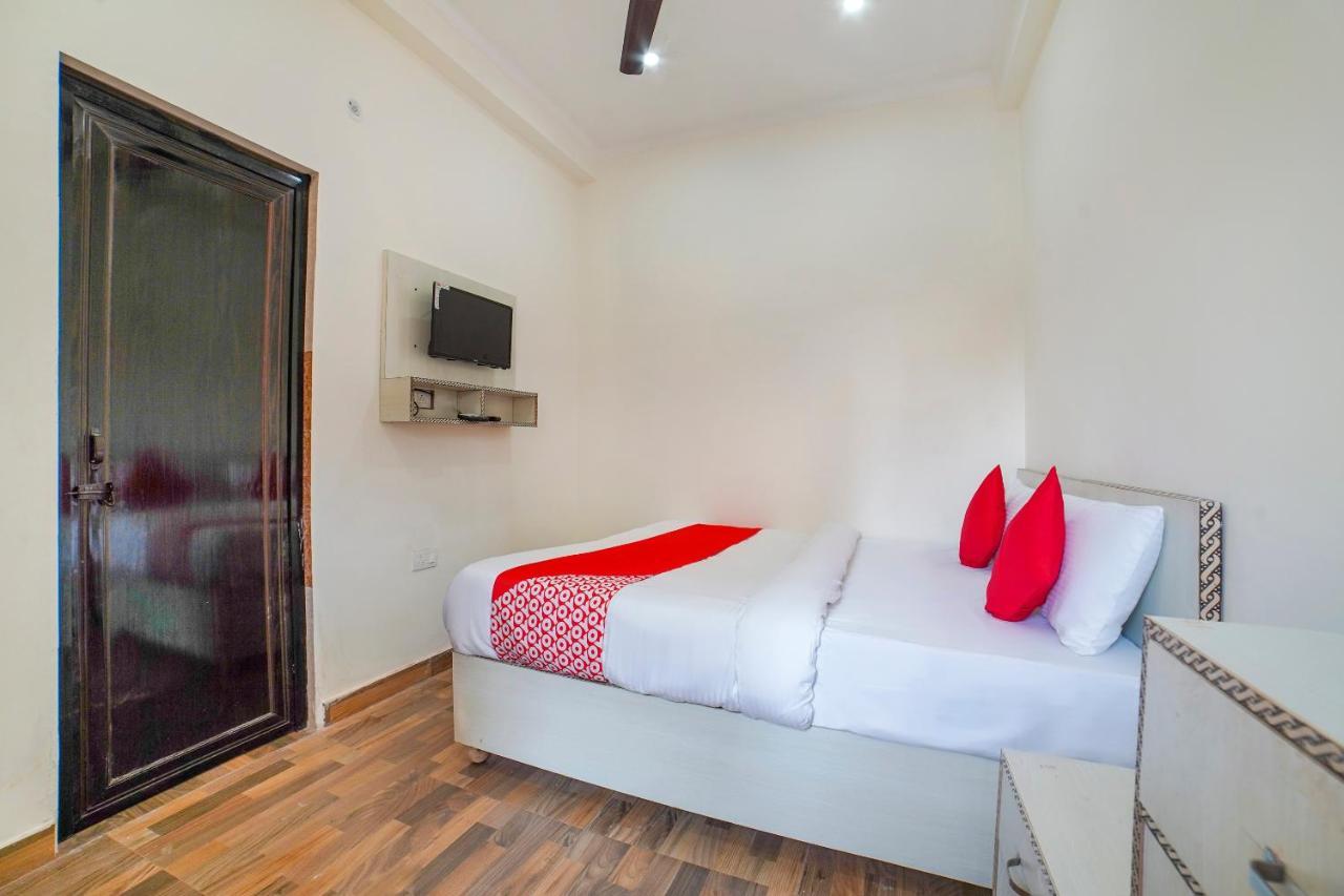 Oyo 67163 Anantham Residency Hotel Narendra Nagar Esterno foto